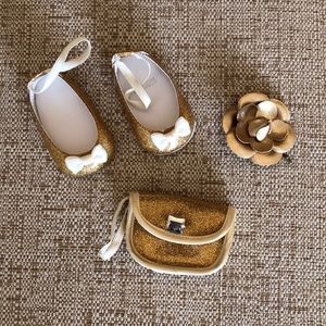 American Girl doll accessories